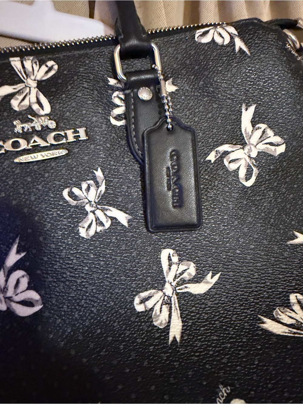 Coach Bow Print Georgia Satchel - Picture 3 of 7